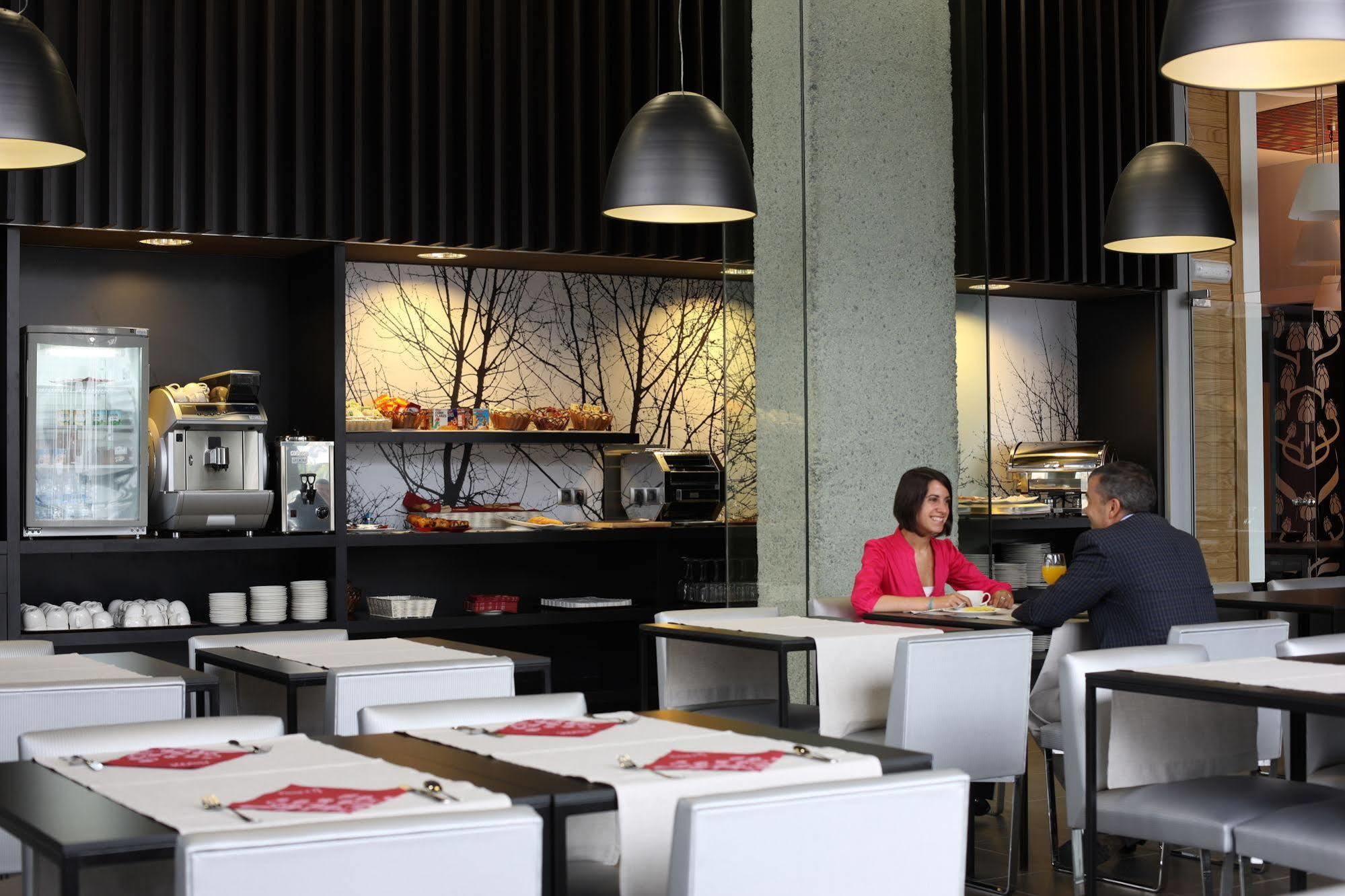Sercotel Boulevard Vitoria-Gasteiz Ngoại thất bức ảnh